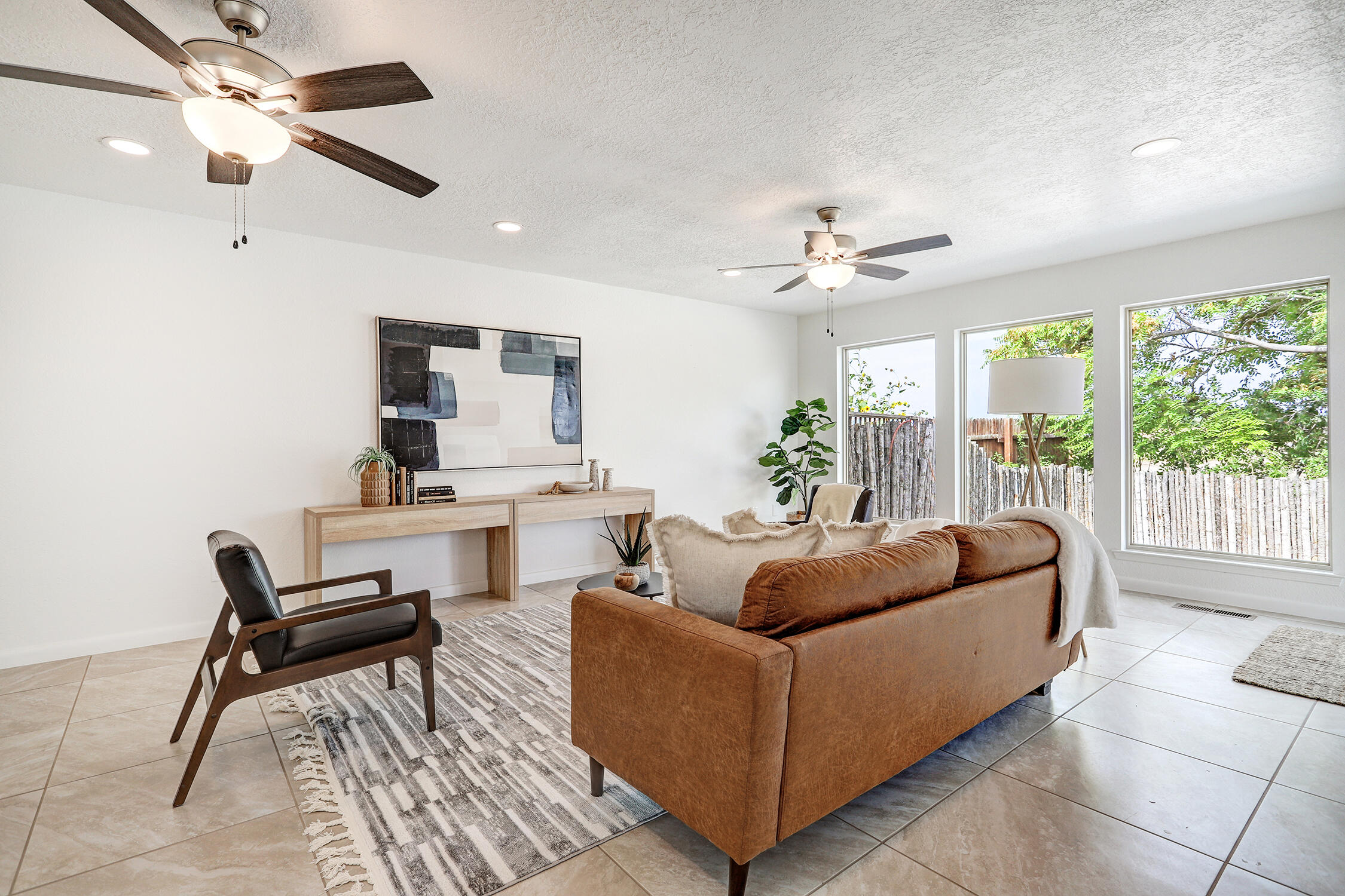 656 Lakeview Circle, Rio Rancho, New Mexico image 6