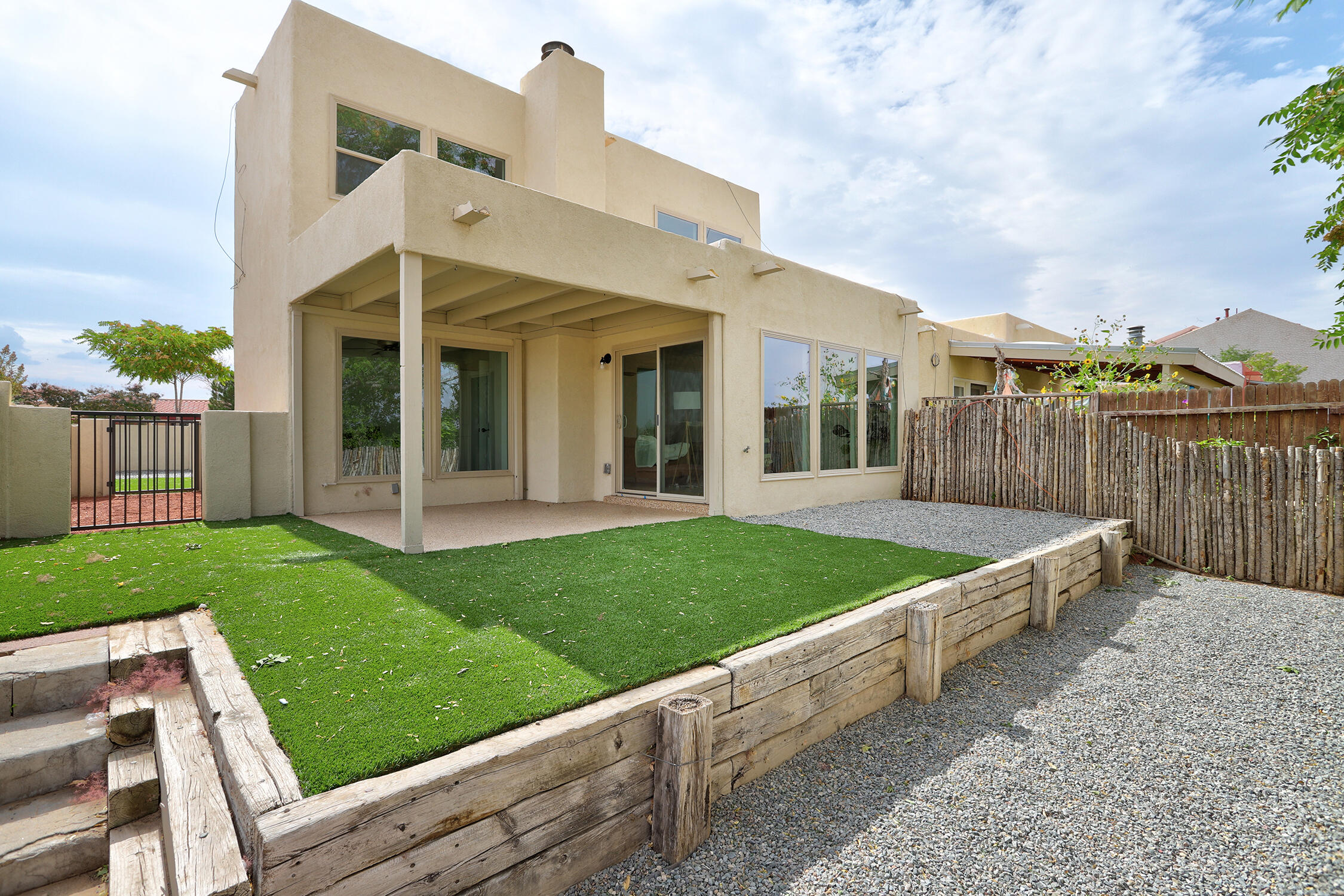 656 Lakeview Circle, Rio Rancho, New Mexico image 29