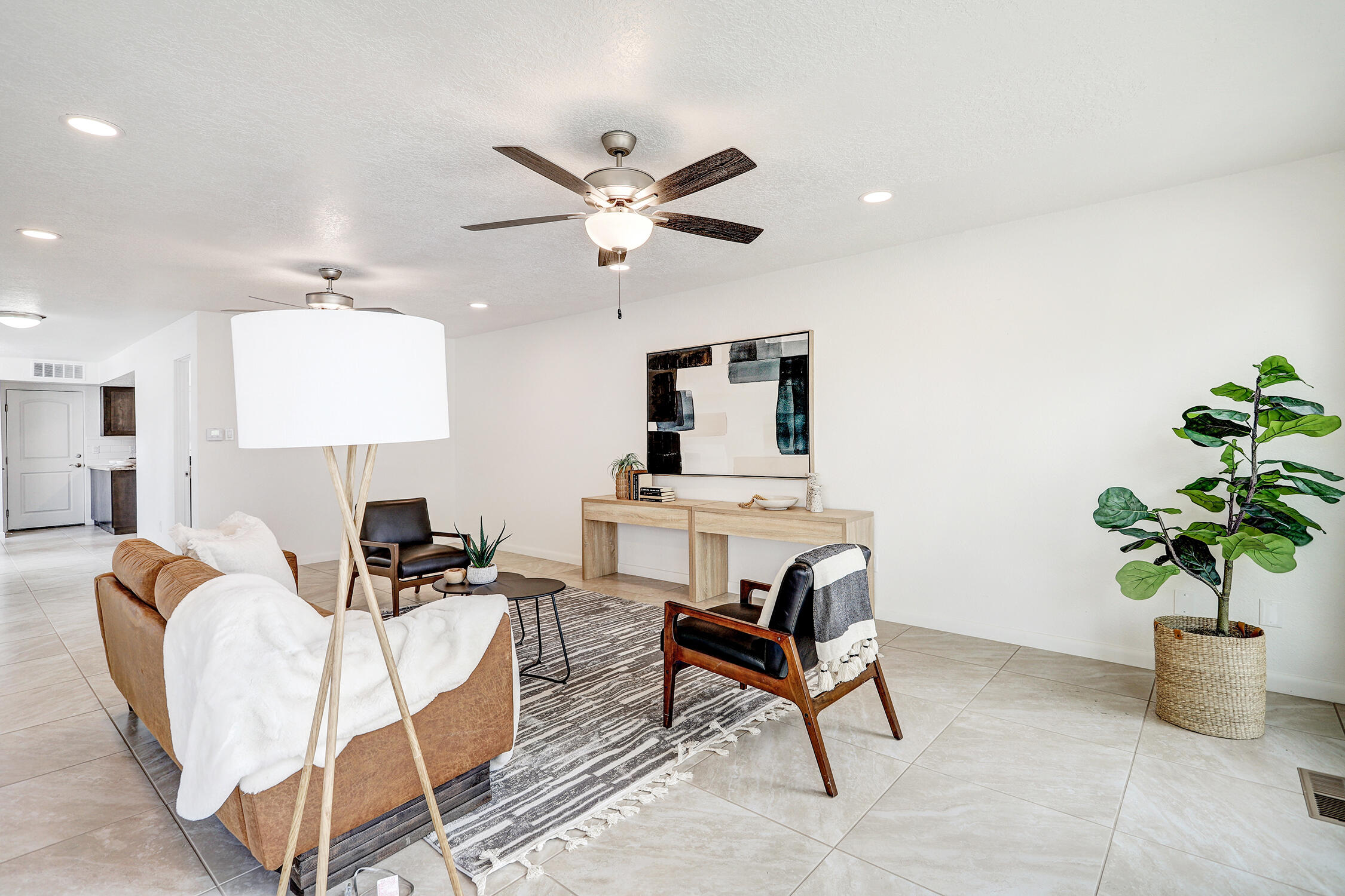 656 Lakeview Circle, Rio Rancho, New Mexico image 7