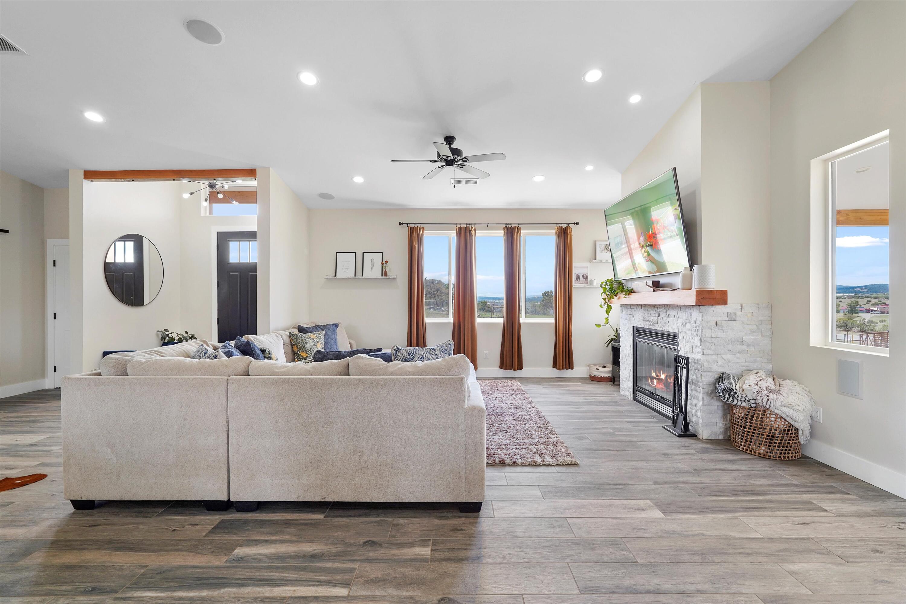 11 Ultimate Court, Edgewood, New Mexico image 7