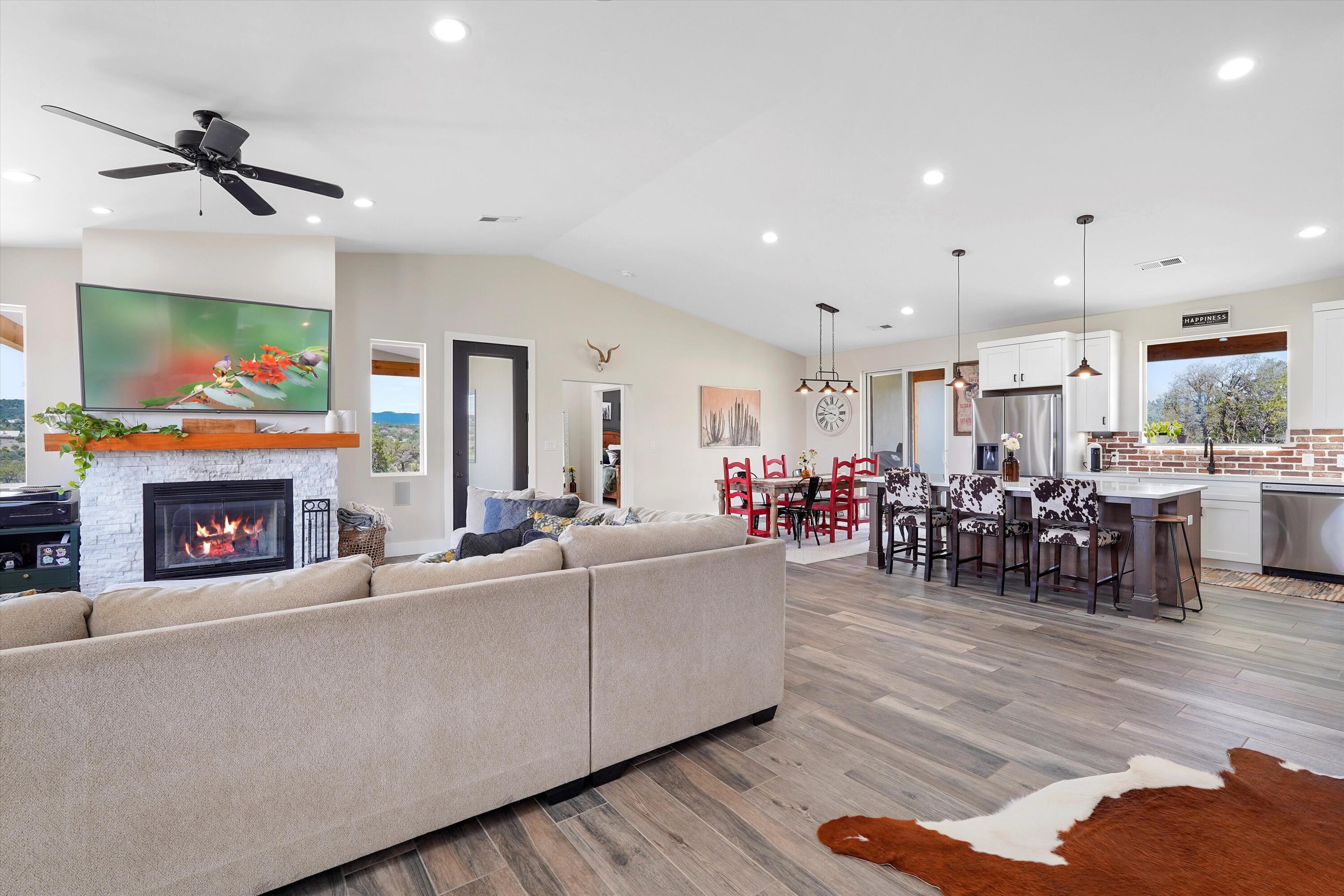 11 Ultimate Court, Edgewood, New Mexico image 6