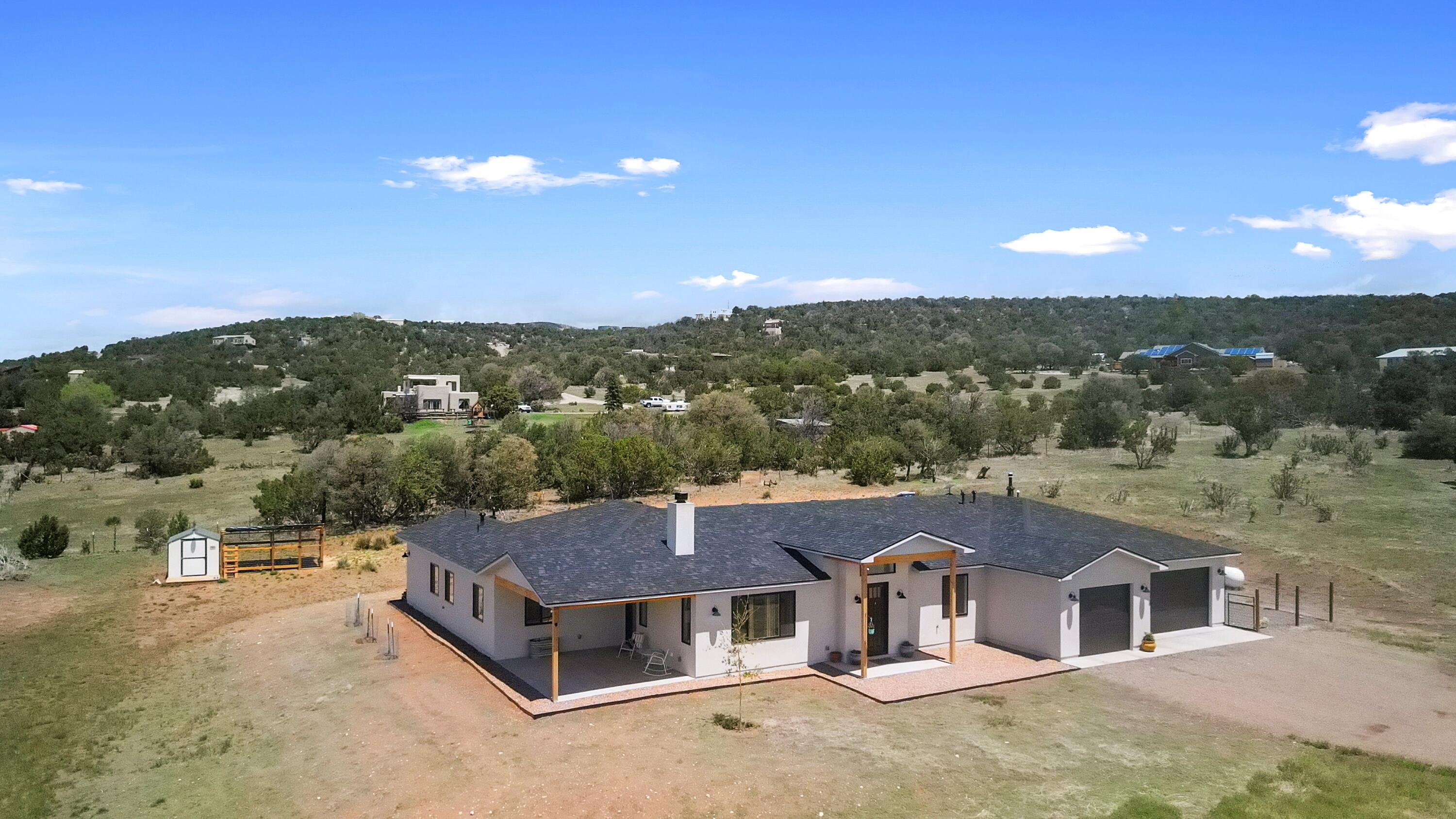 11 Ultimate Court, Edgewood, New Mexico image 3