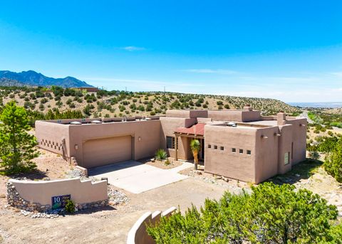 Photo of 10 PINON RIDGE DR Dr, Placitas, NM 87043 (MLS # 1102379)