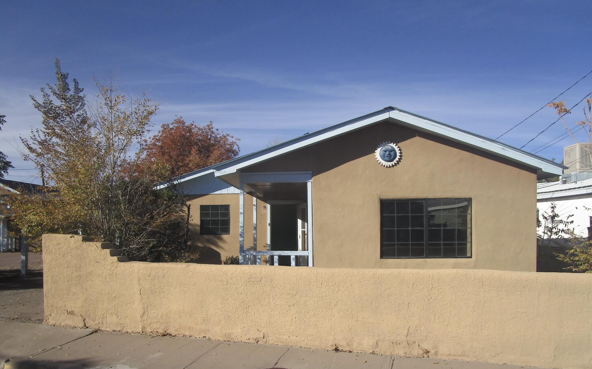 427 Terry Street, Socorro, New Mexico image 1