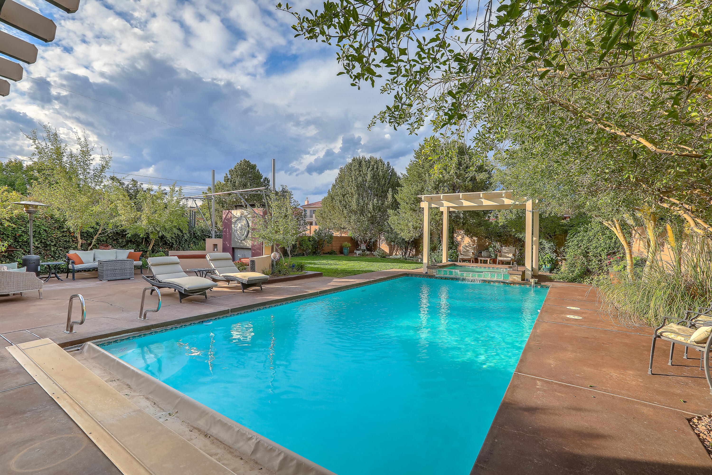 4309 Rancho Largo Road NW