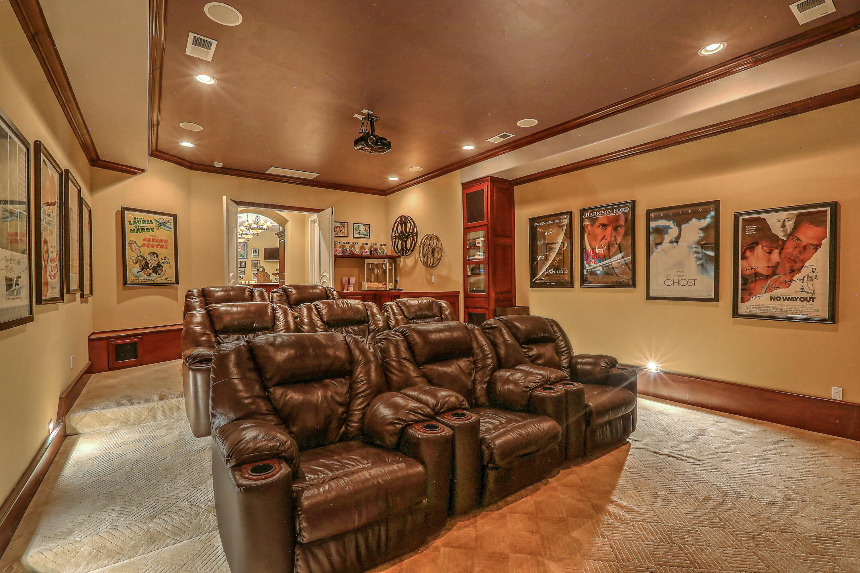 Photo 18 of 66 of 800 Salida Sandia SW house