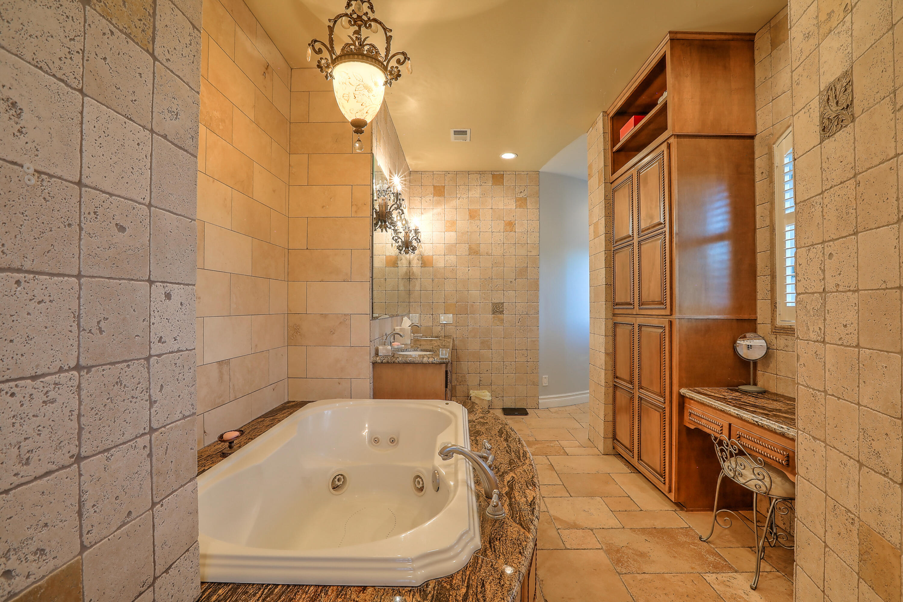 Photo 46 of 66 of 800 Salida Sandia SW house