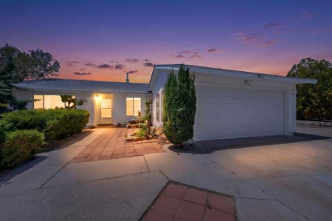 Homes For Sale - 9921 Plunkett Drive<br/> Bernalillo County, Albuquerque, NM 87114