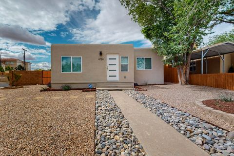 Photo of 4724 Crest Avenue SE, Albuquerque, NM 87108 (MLS # 1094889)