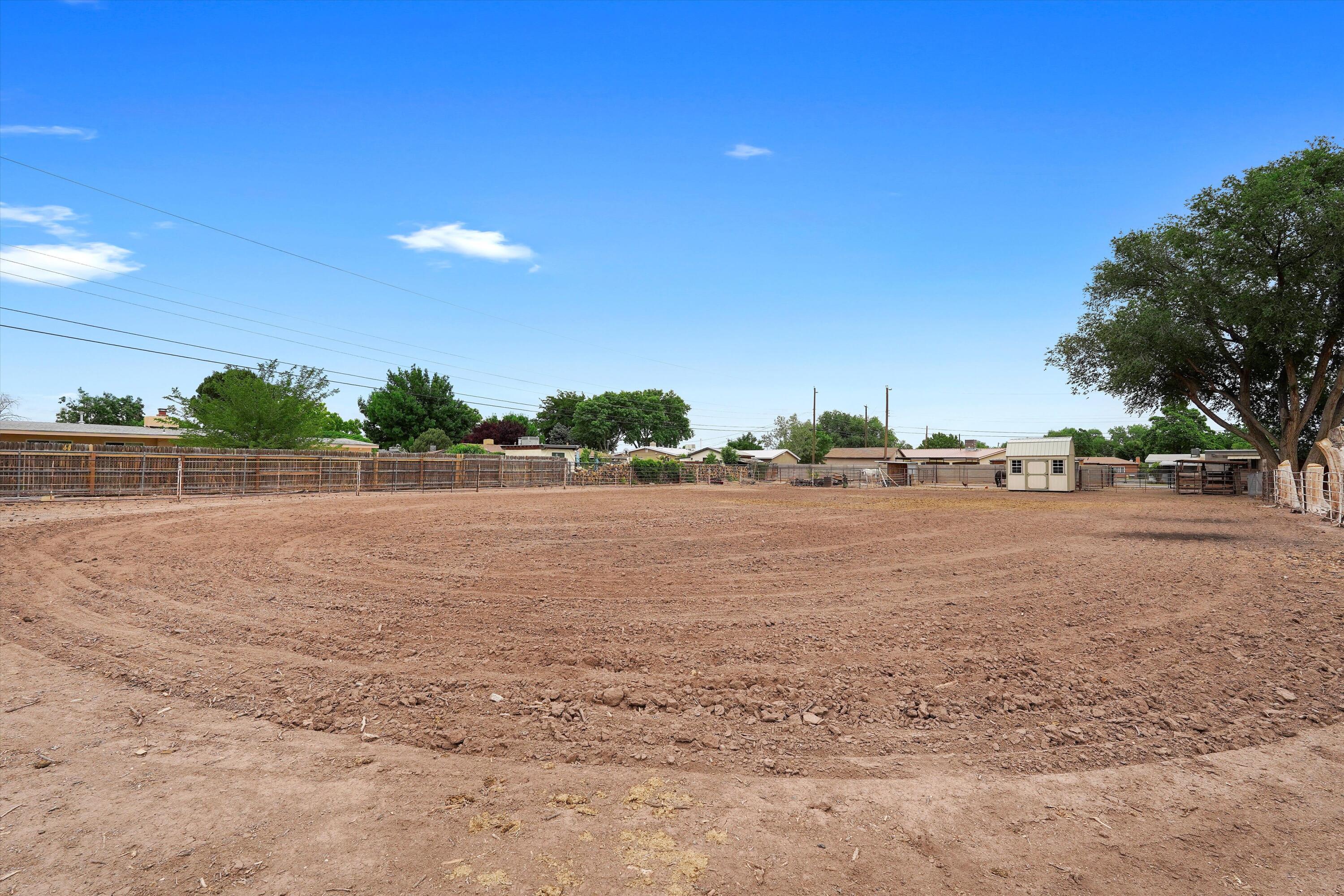 2836 La Fonda Drive, Albuquerque, New Mexico image 32