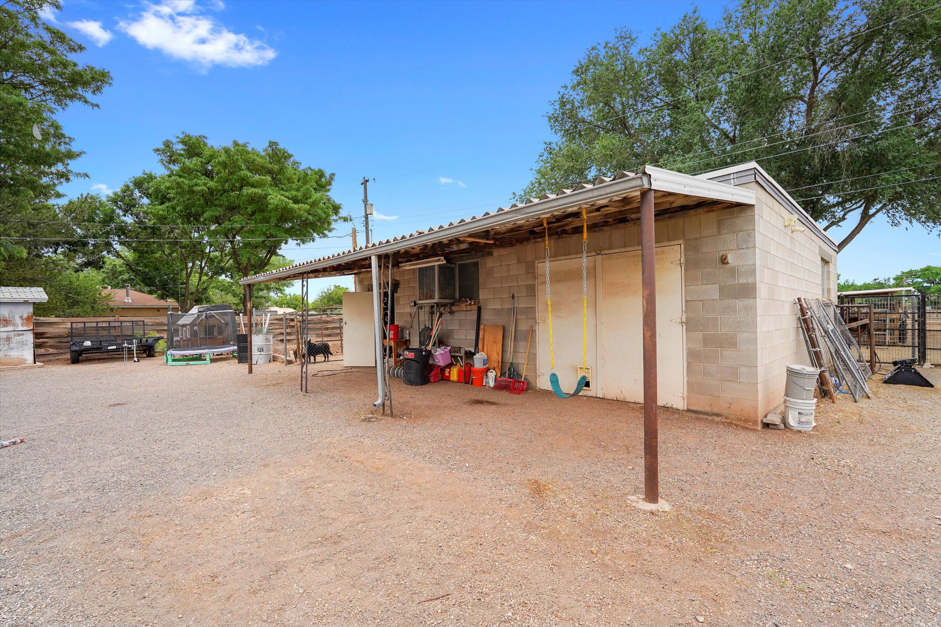 2836 La Fonda Drive, Albuquerque, New Mexico image 36