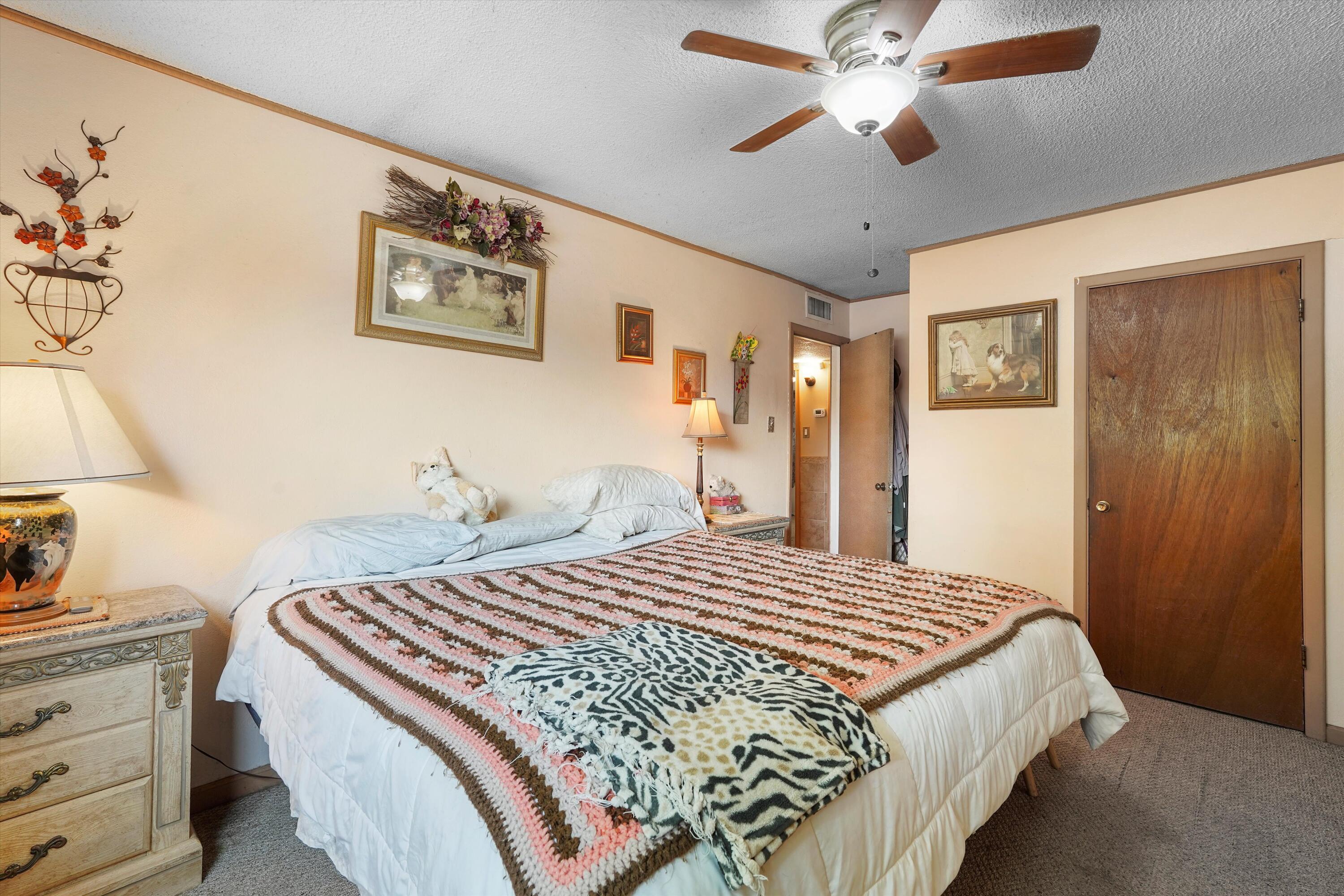 2836 La Fonda Drive, Albuquerque, New Mexico image 16