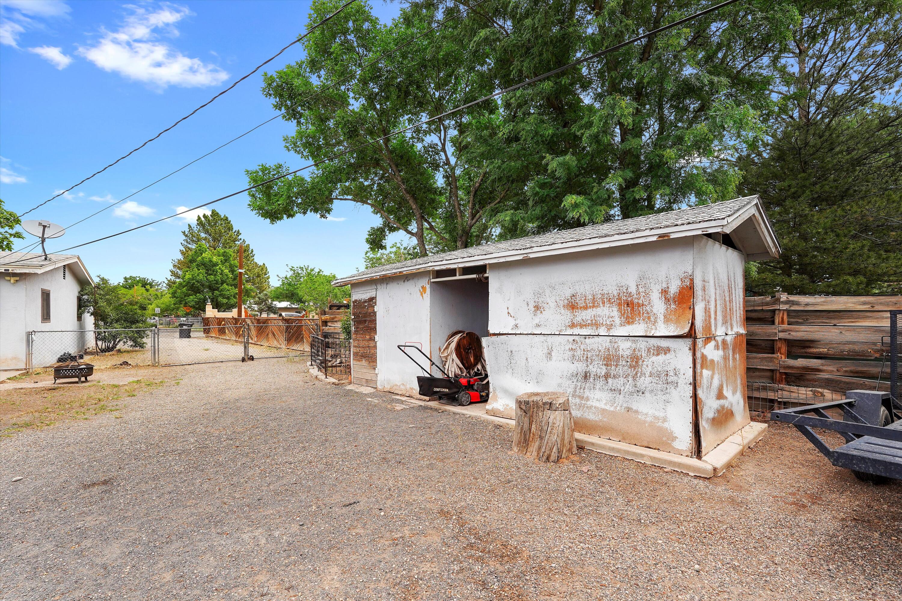 2836 La Fonda Drive, Albuquerque, New Mexico image 38