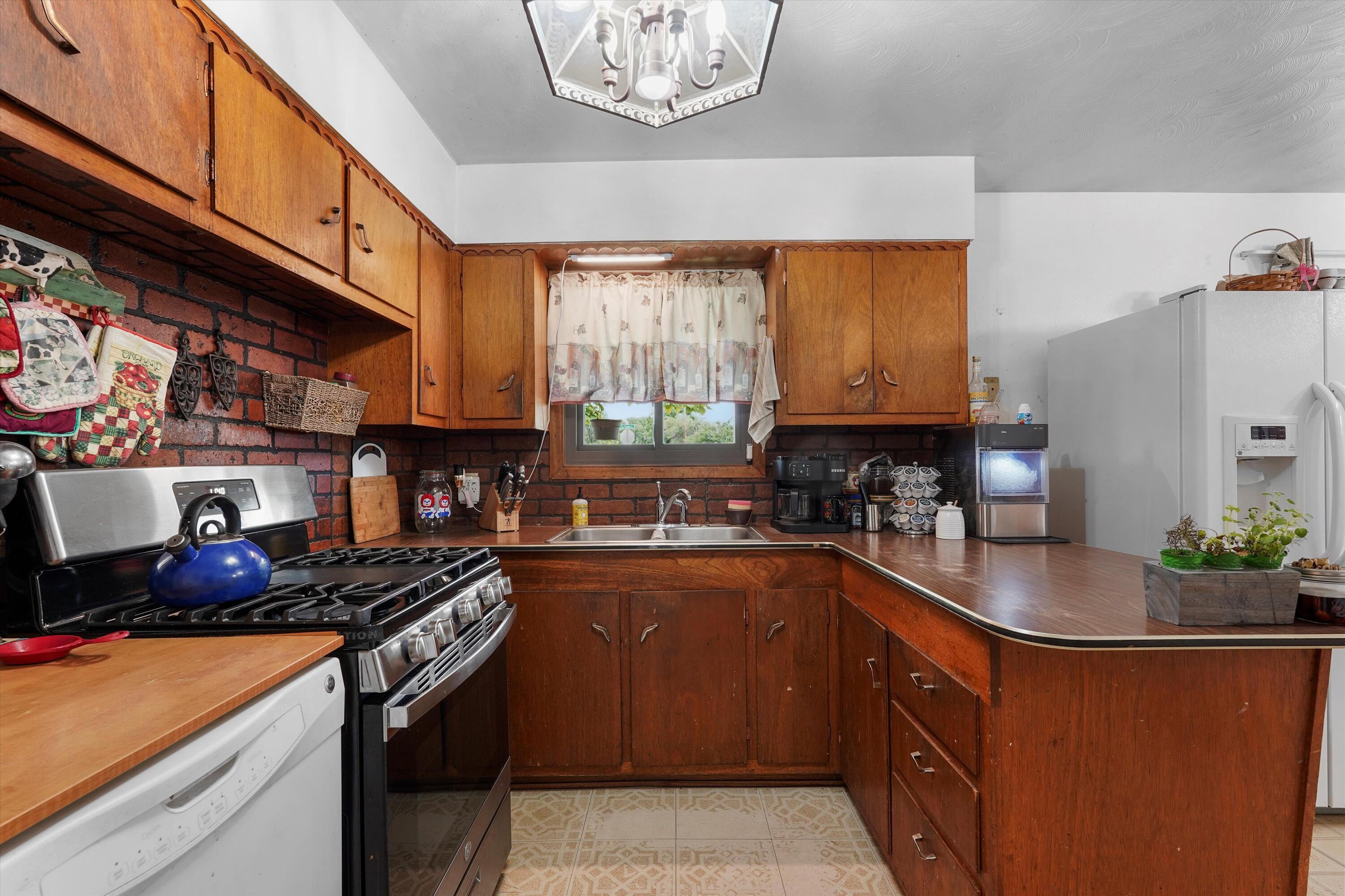 2836 La Fonda Drive, Albuquerque, New Mexico image 8