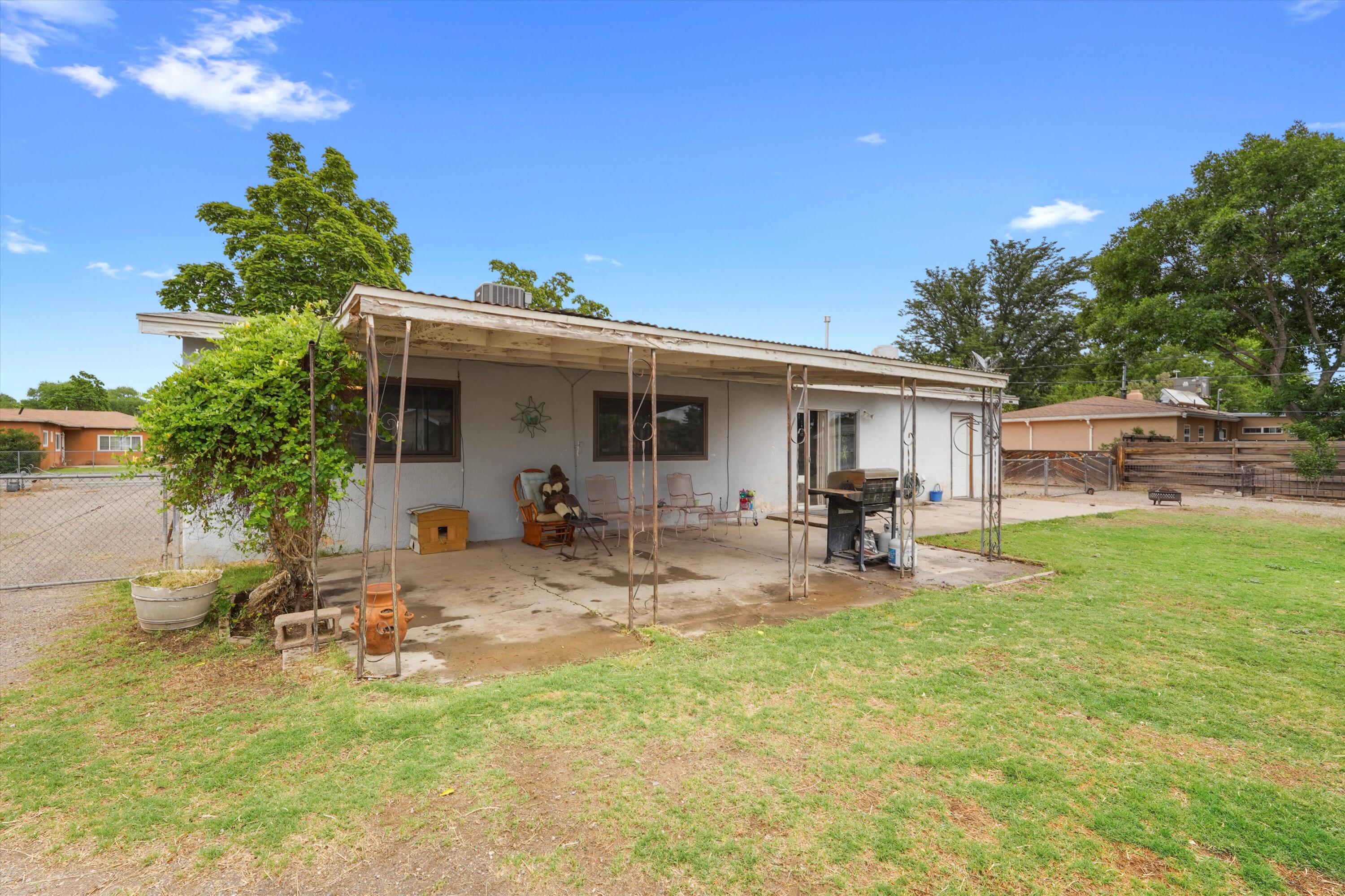 2836 La Fonda Drive, Albuquerque, New Mexico image 26