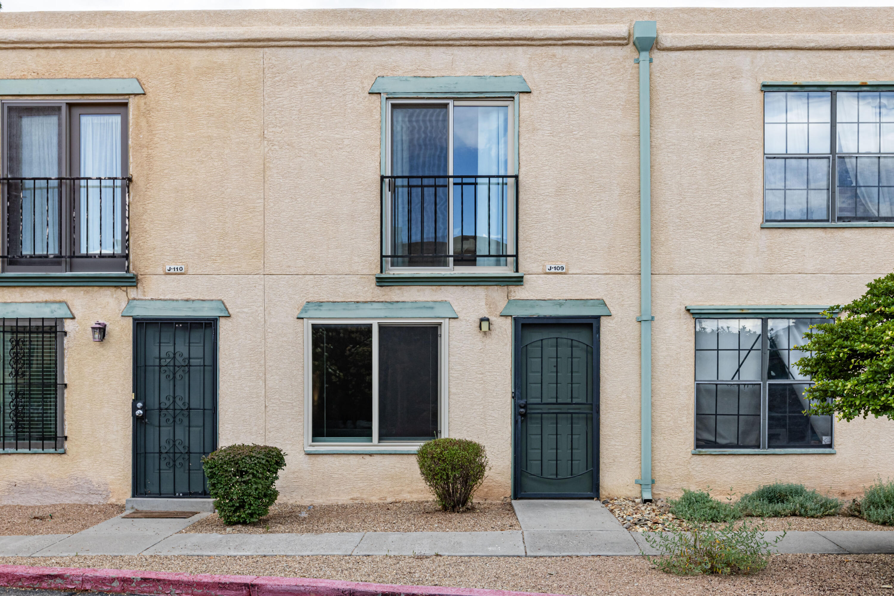 3301 Monroe Street NE UNIT J109