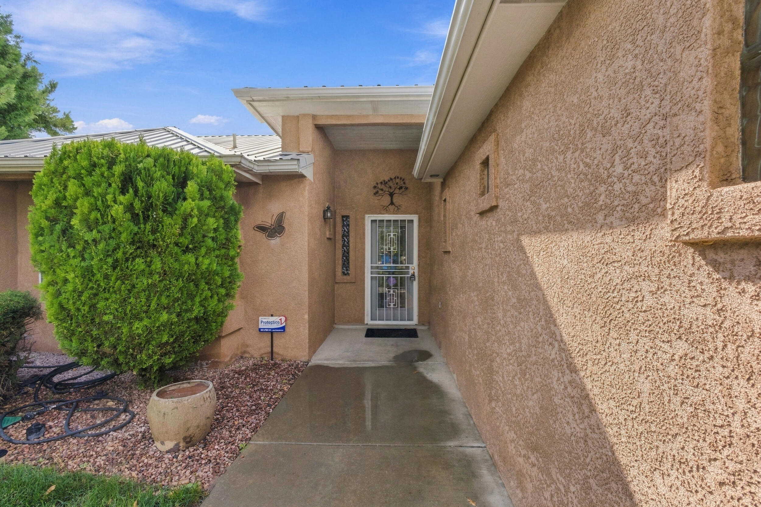 1963 Valley View Drive SW