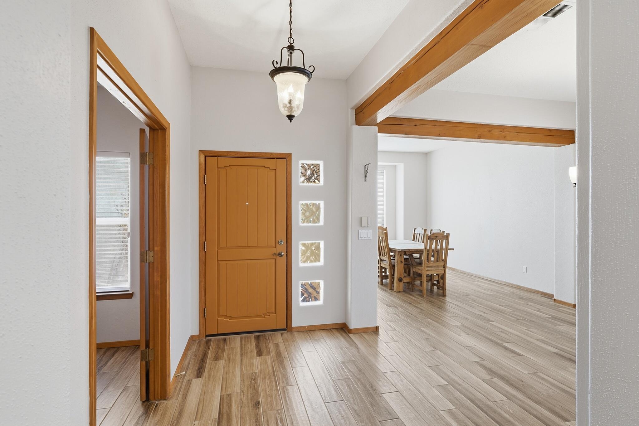 4419 Campo De Maiz Road NW