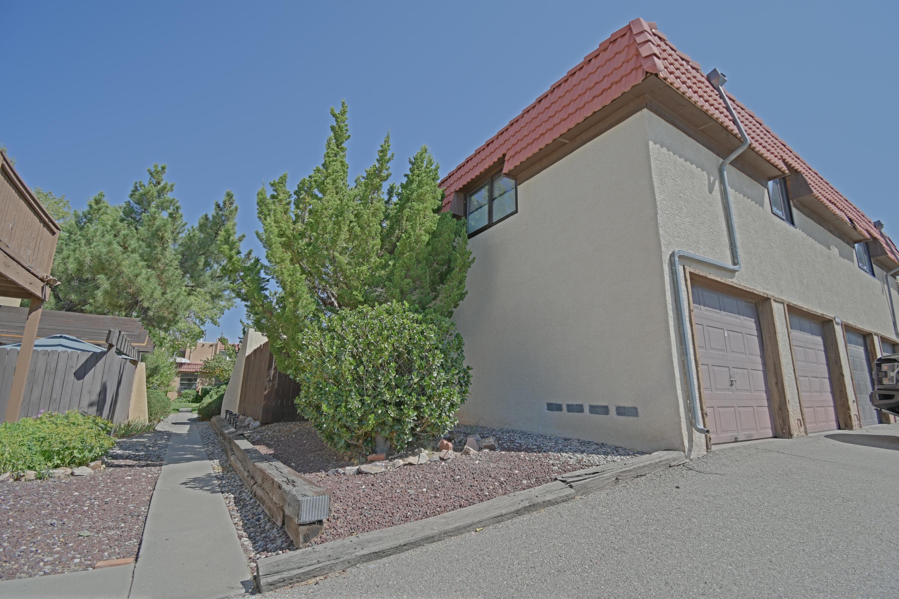 8429 Heights Road #B, Albuquerque, New Mexico image 1