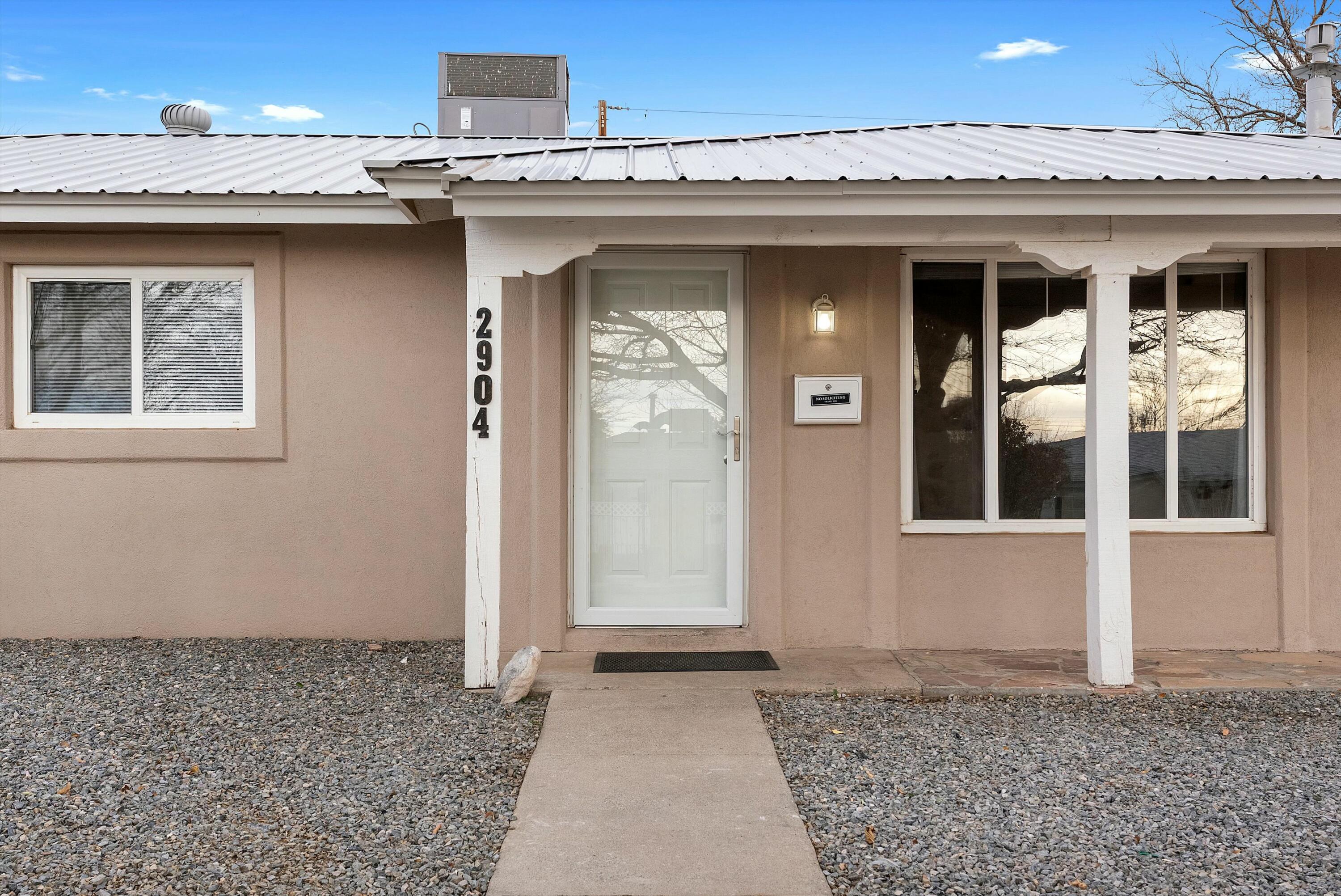 2904 Garcia Street, Albuquerque, New Mexico image 4