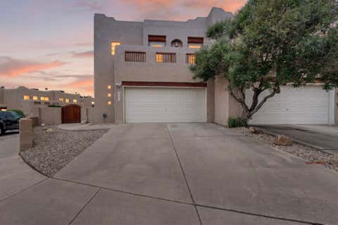 Photo of 4201 Red Sun Drive NE, Albuquerque, NM 87110 (MLS # 1106906)