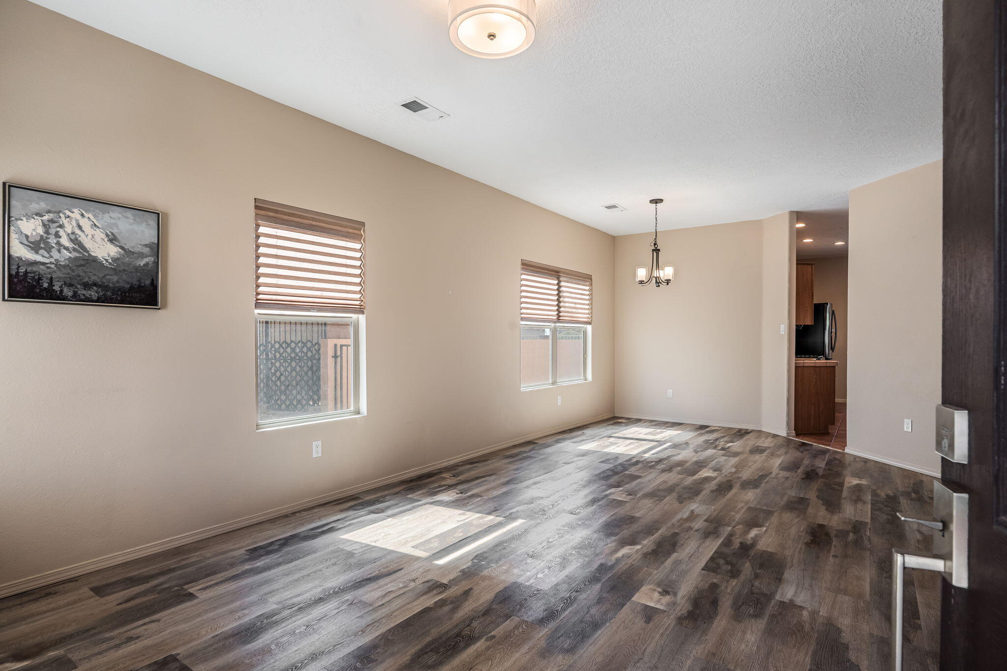 1915 Nasrullah Street SE