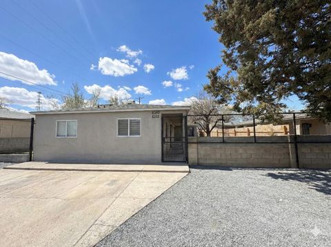 8320 Trumbull Avenue SE Albuquerque NM 87108