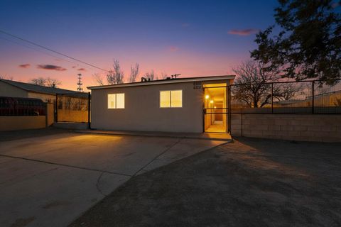 8320 Trumbull Avenue SE Albuquerque NM 87108