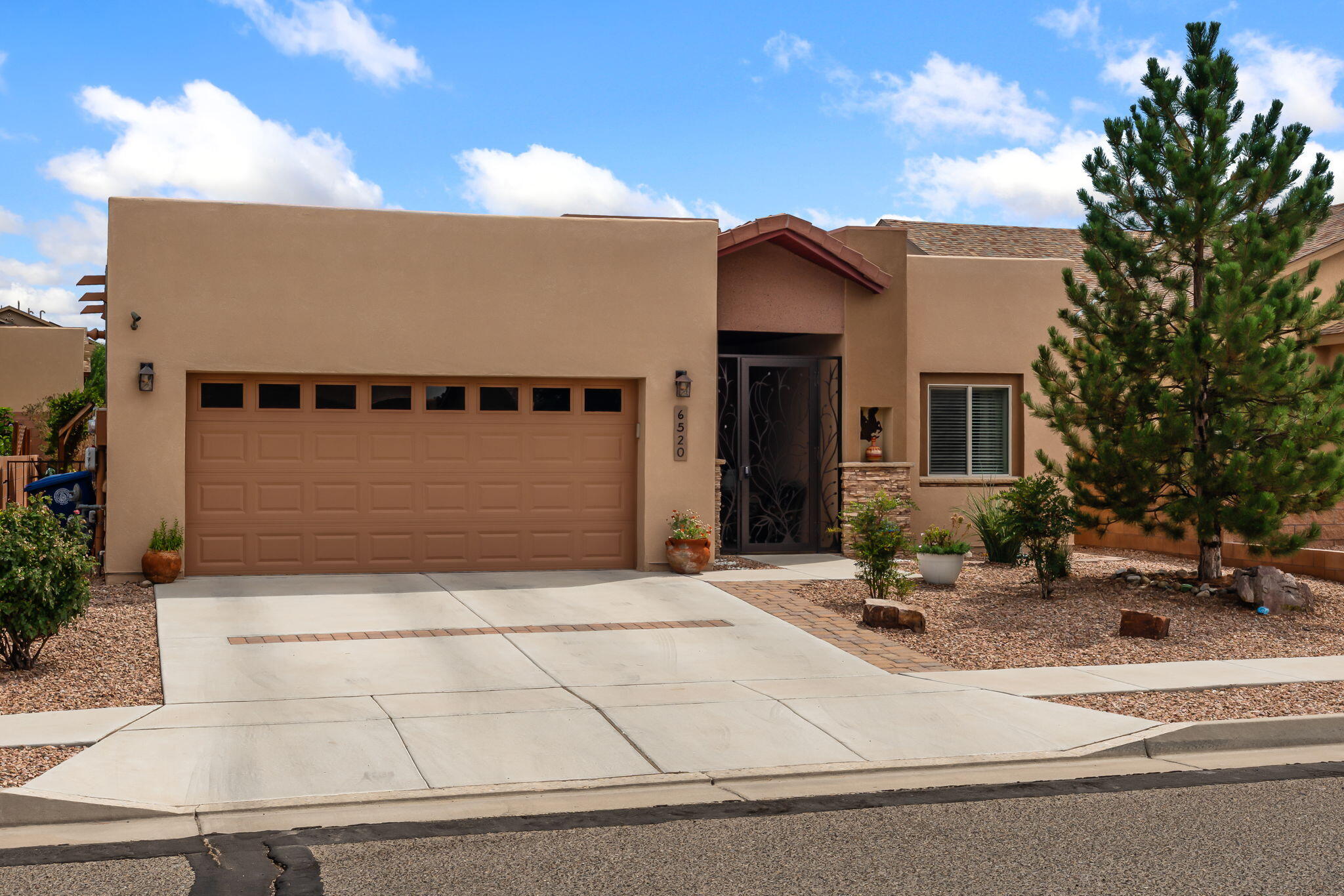6520 Desert Spirit Road NW