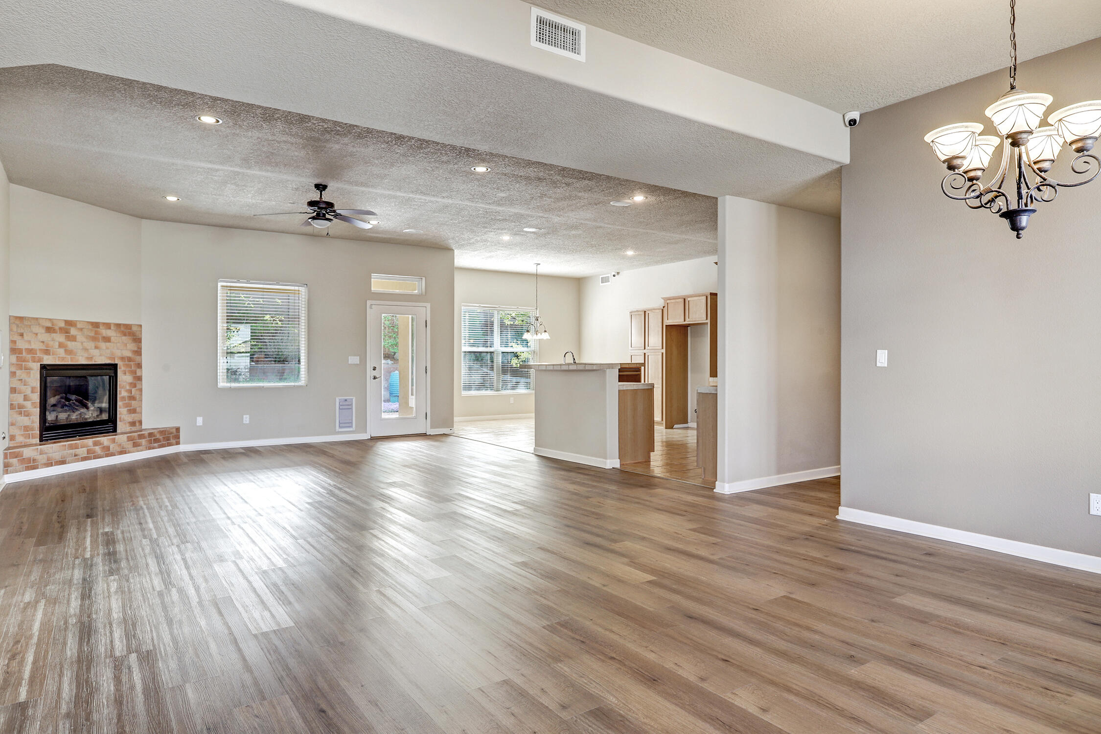 504 Accipitrine Court SE