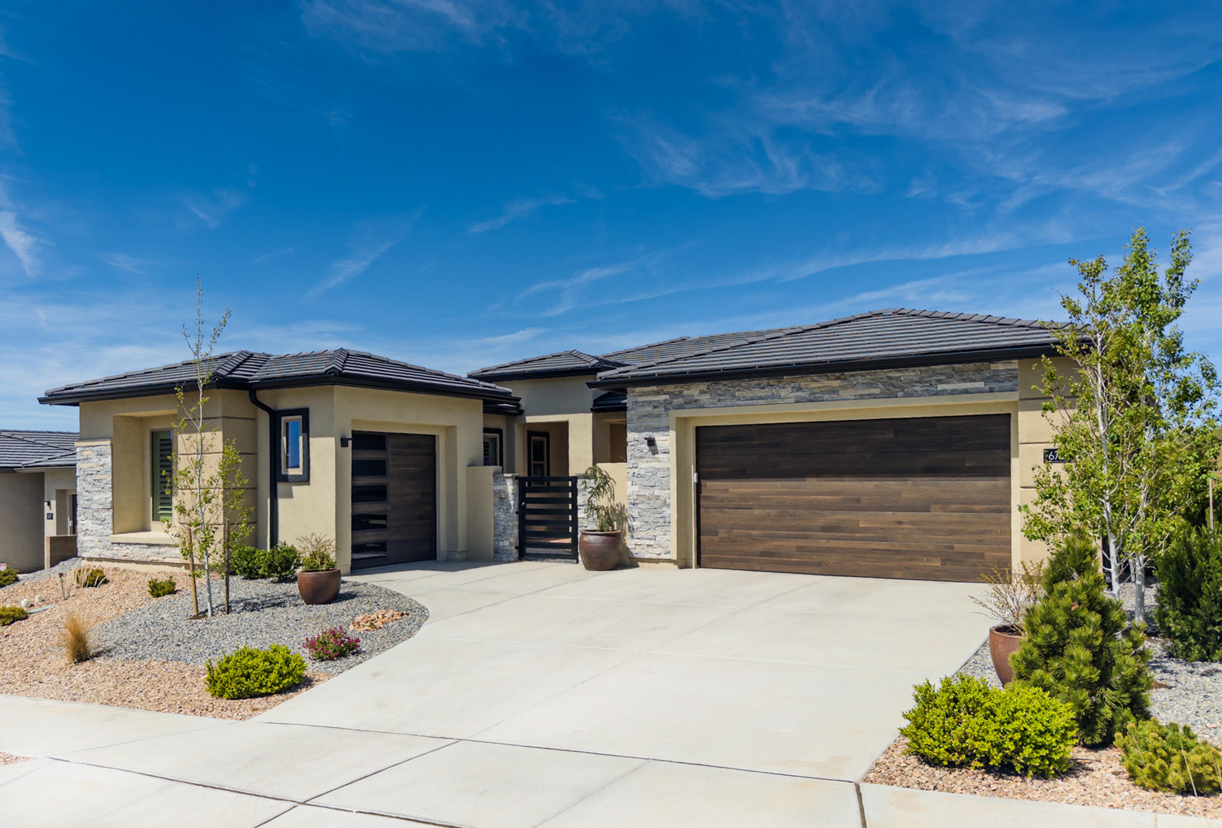 6719 Akademeia Loop NE