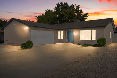 Photo of 6005 Rio Pueblo Drive NW, Albuquerque, NM 87120 (MLS # 1091660)