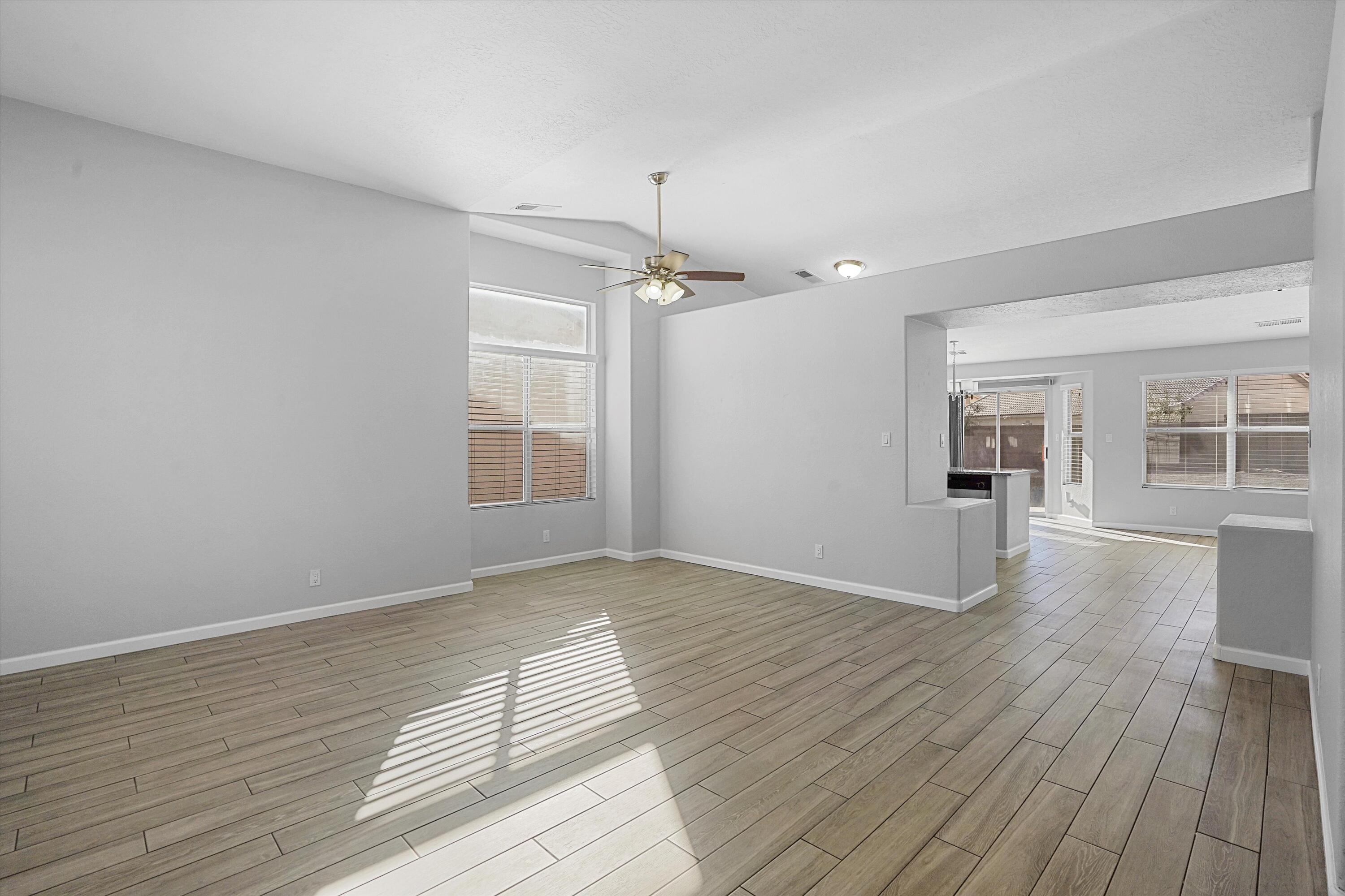 8306 Calle Ensueno NW