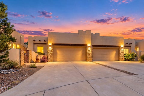 Townhouse For Sale - 6519 Kaas Trail Court<br/> Albuquerque, NM 87111