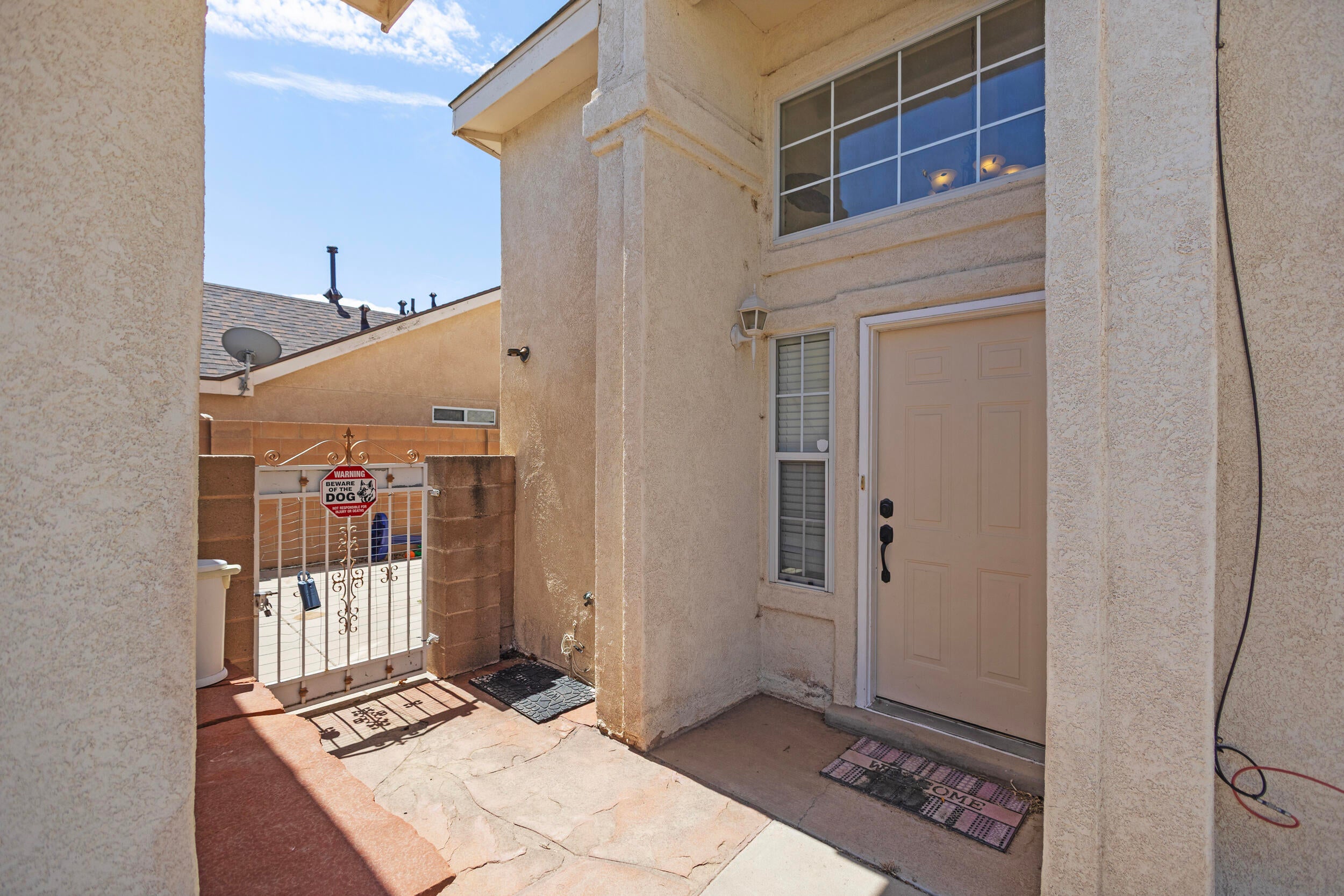 1139 Avenida Las Vistas NW