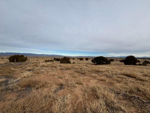 Photo of Off W Frontage Road, NM 87001 (MLS # 1096650)