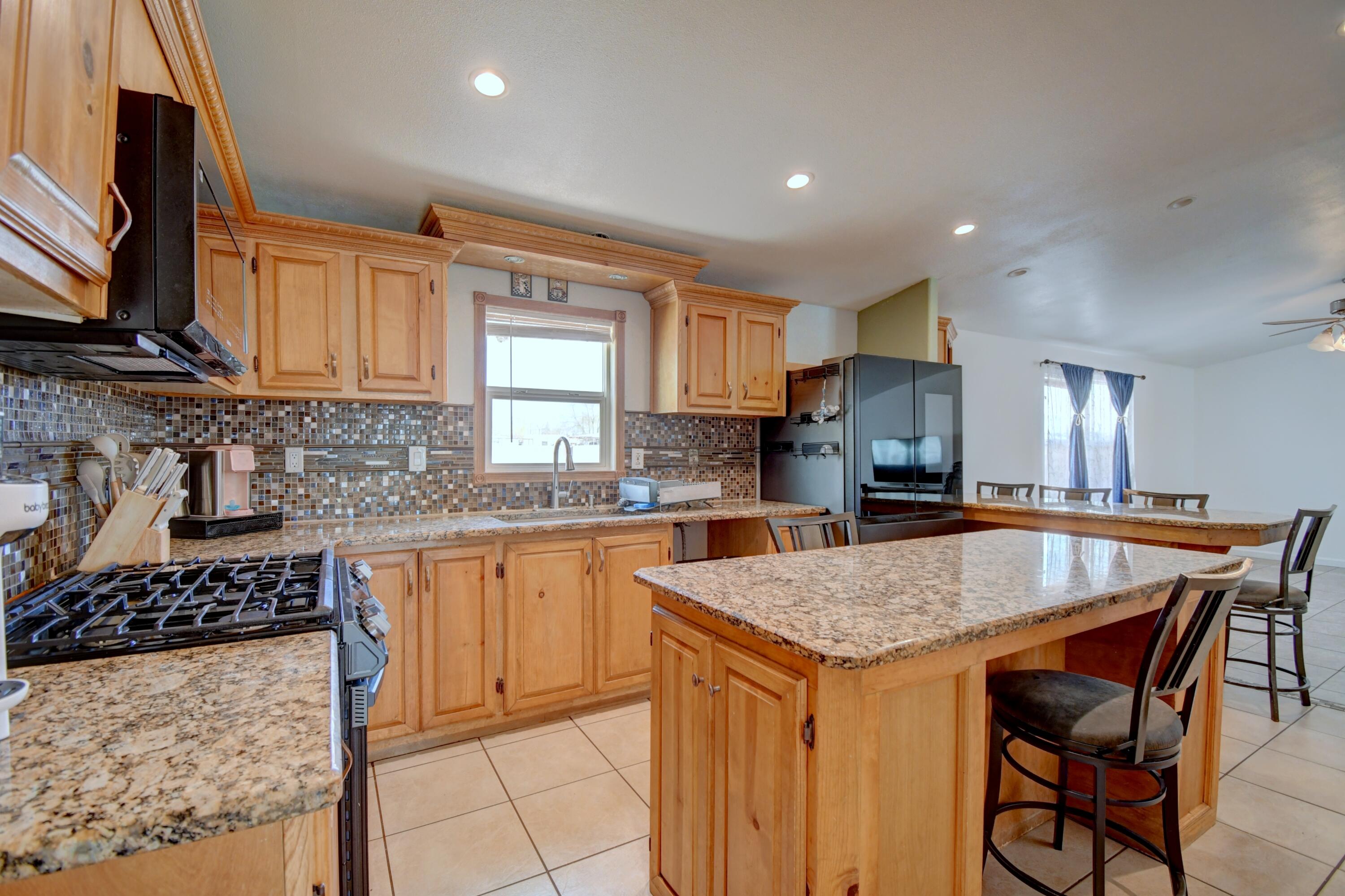 209 Camino Cuatro, Albuquerque, New Mexico image 7