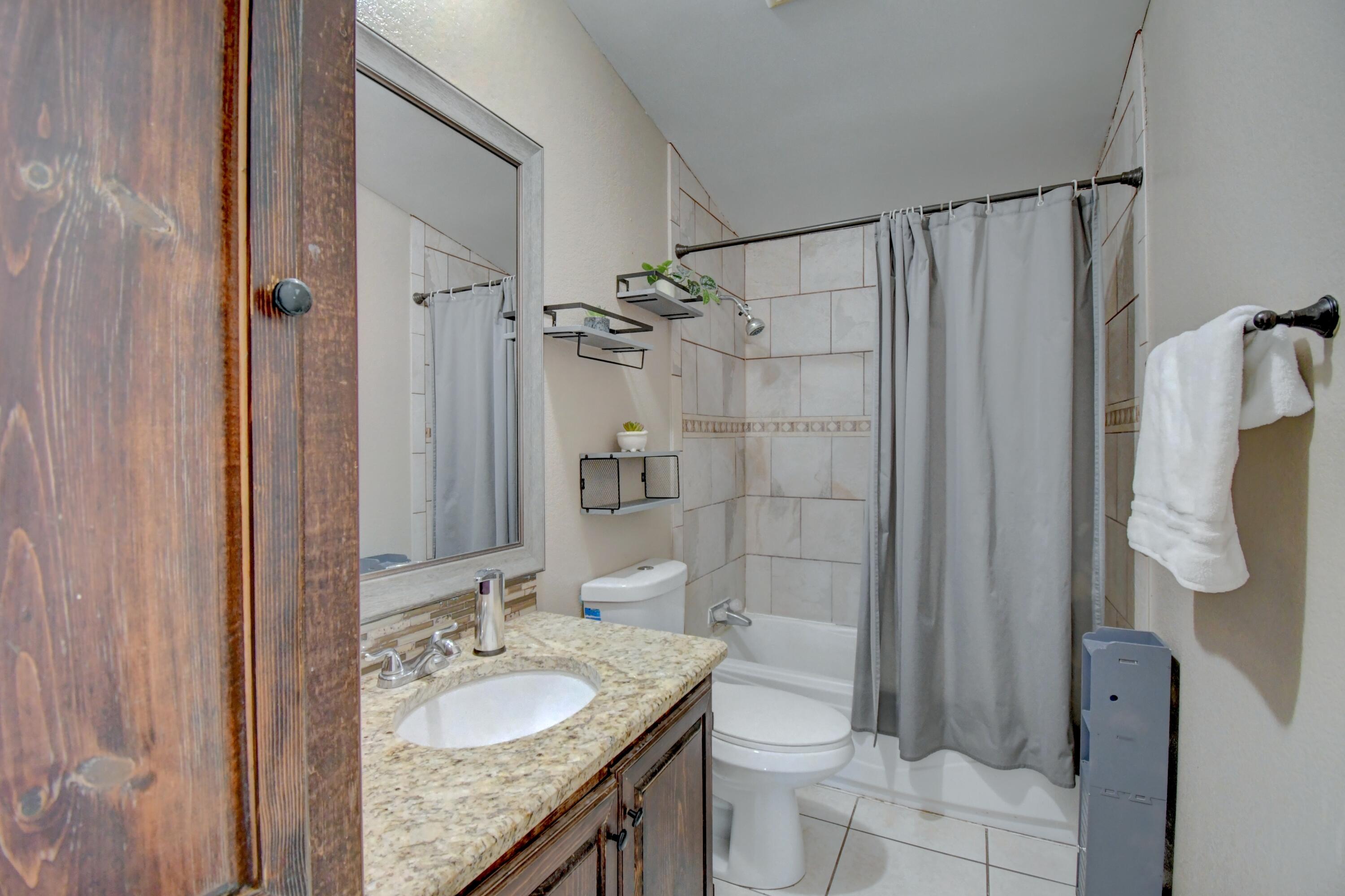 209 Camino Cuatro, Albuquerque, New Mexico image 14