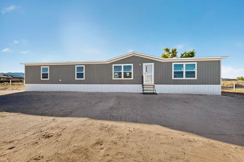 Homes For Sale - 31 Avenida De Mesa Verde Loop<br/> Rio Communities, NM 87002