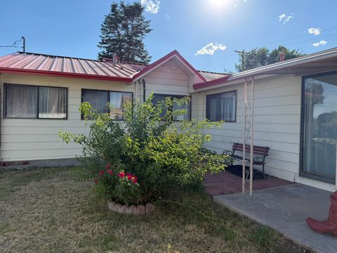 Homes For Sale - 10 Adams Street<br/> Union County, Clayton, NM 88415