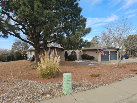 Photo of 1121 Wagon Wheel Street SE, Albuquerque, NM 87123 (MLS # 1097727)
