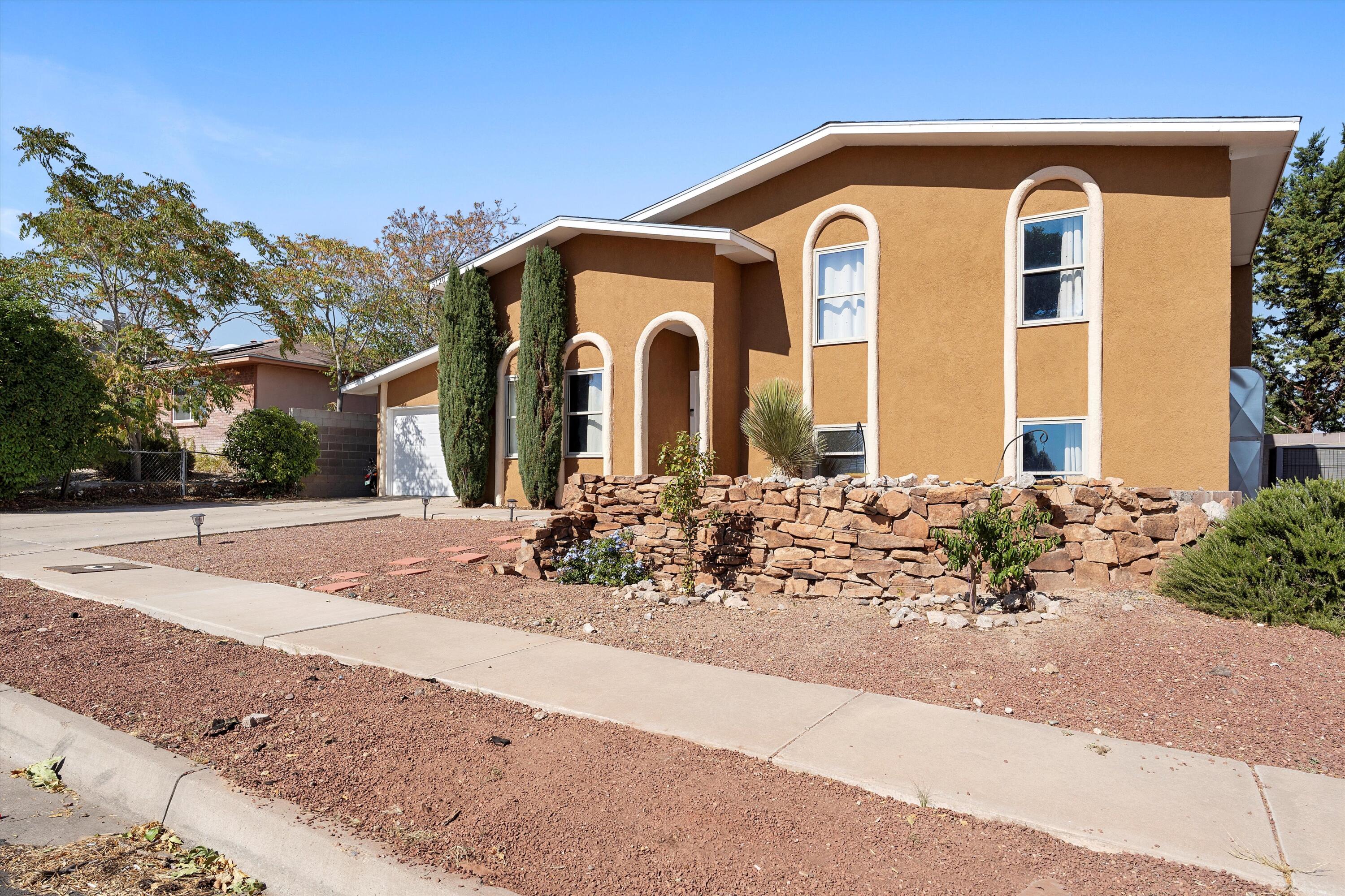 5120 Spinning Wheel Road, Albuquerque, New Mexico image 4