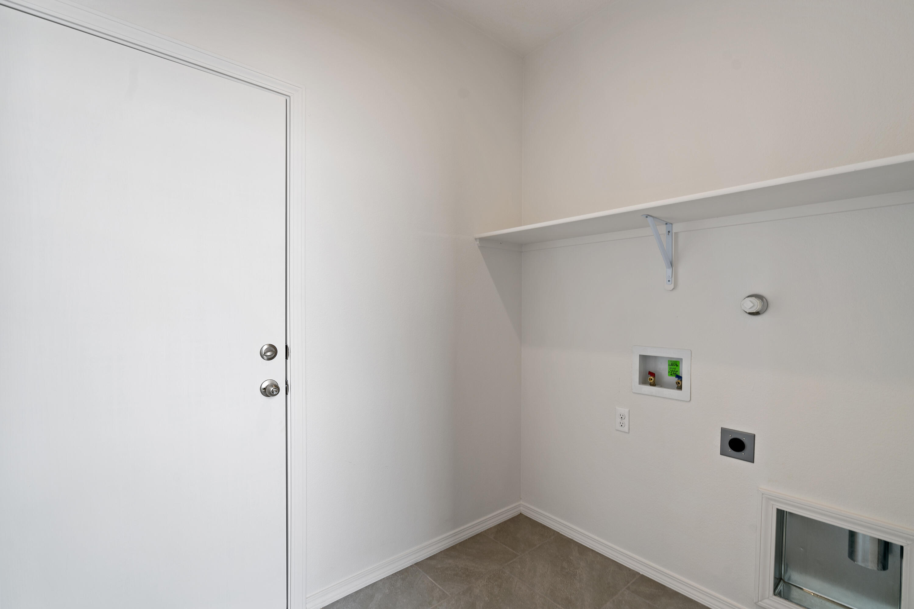 2469 Balcomie Street, Rio Rancho, New Mexico image 20