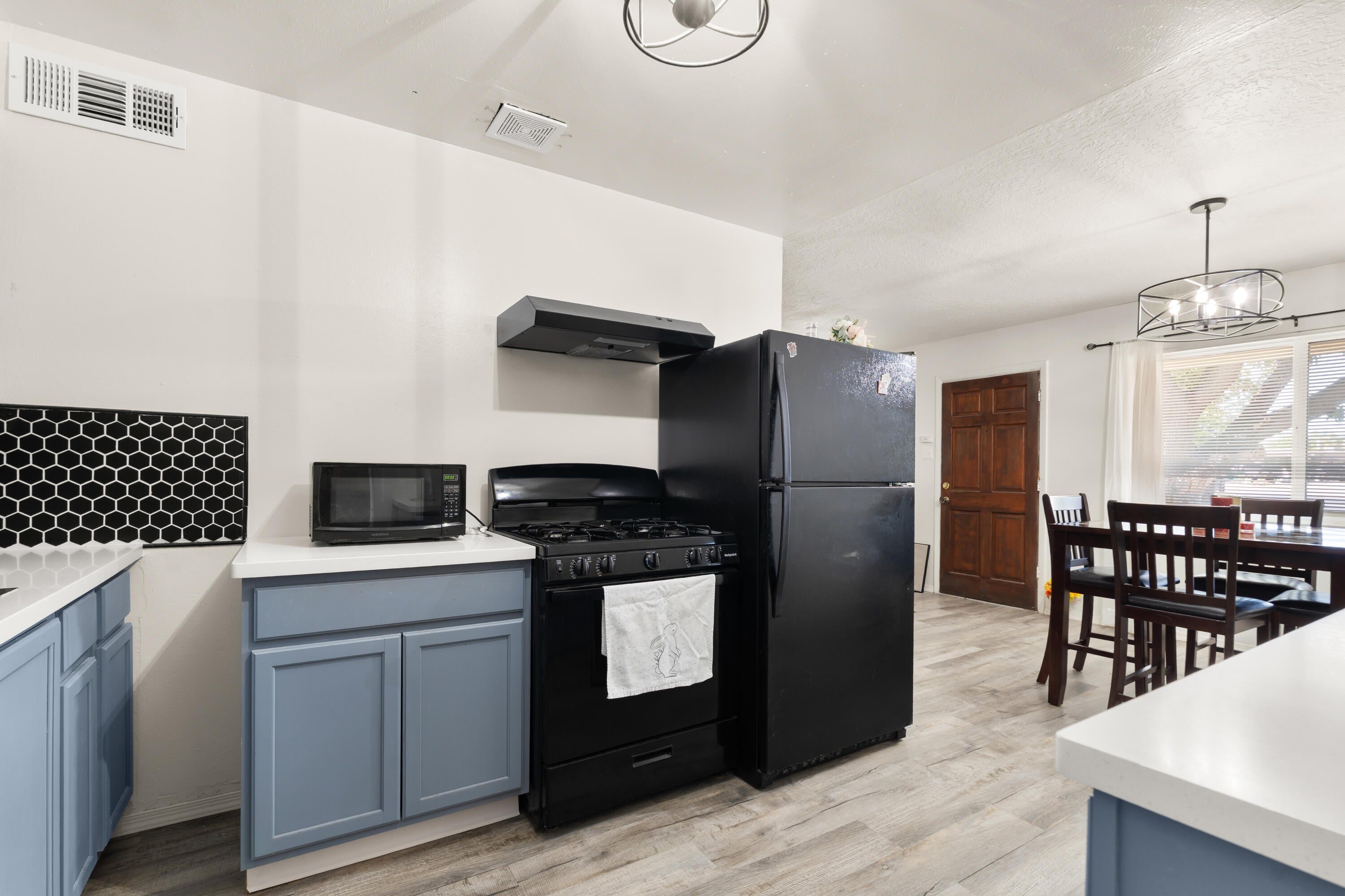 5944 Avenida La Barranca Place NW