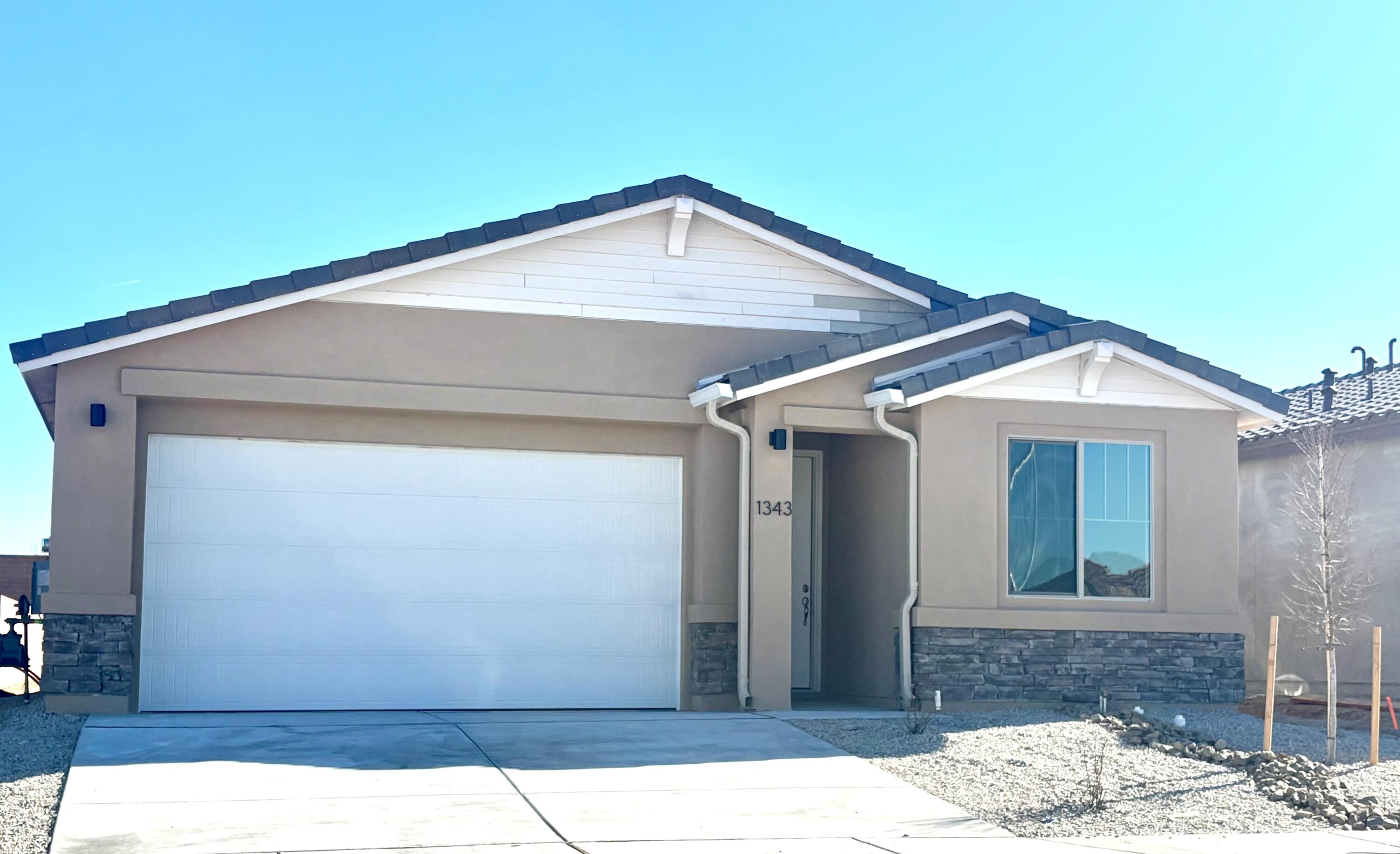 1343 Vallecito Loop, Los Lunas, New Mexico image 1