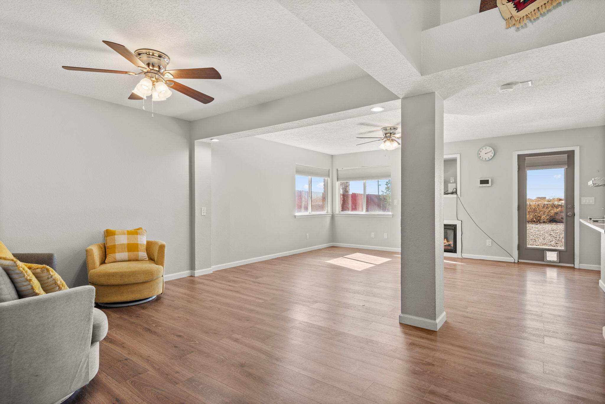 23 Apache Plume Road, Los Lunas, New Mexico image 4
