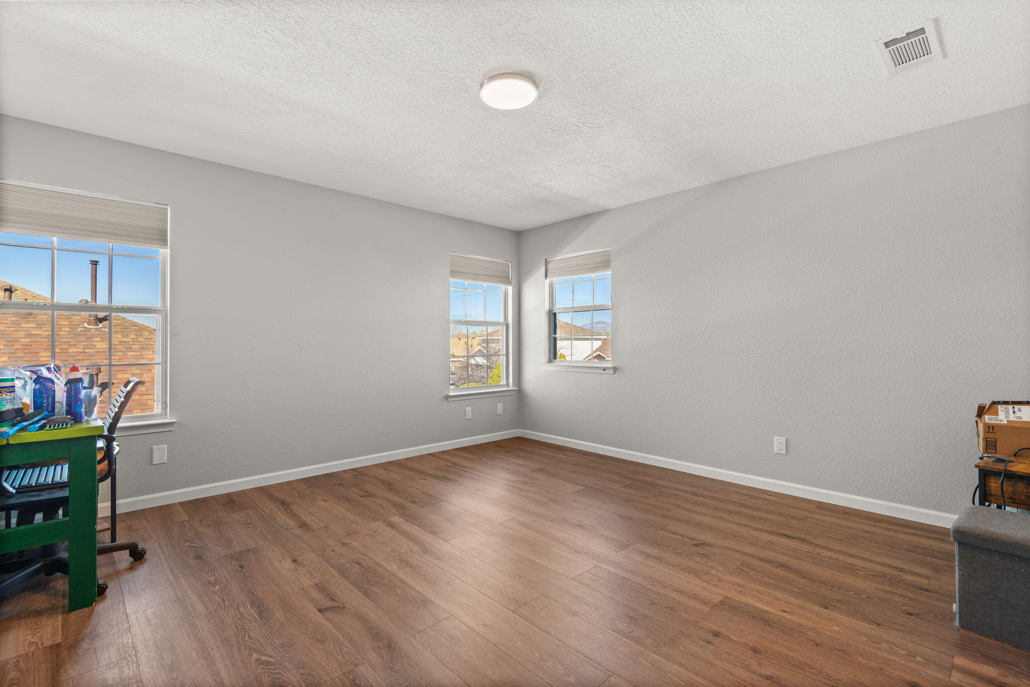 23 Apache Plume Road, Los Lunas, New Mexico image 17