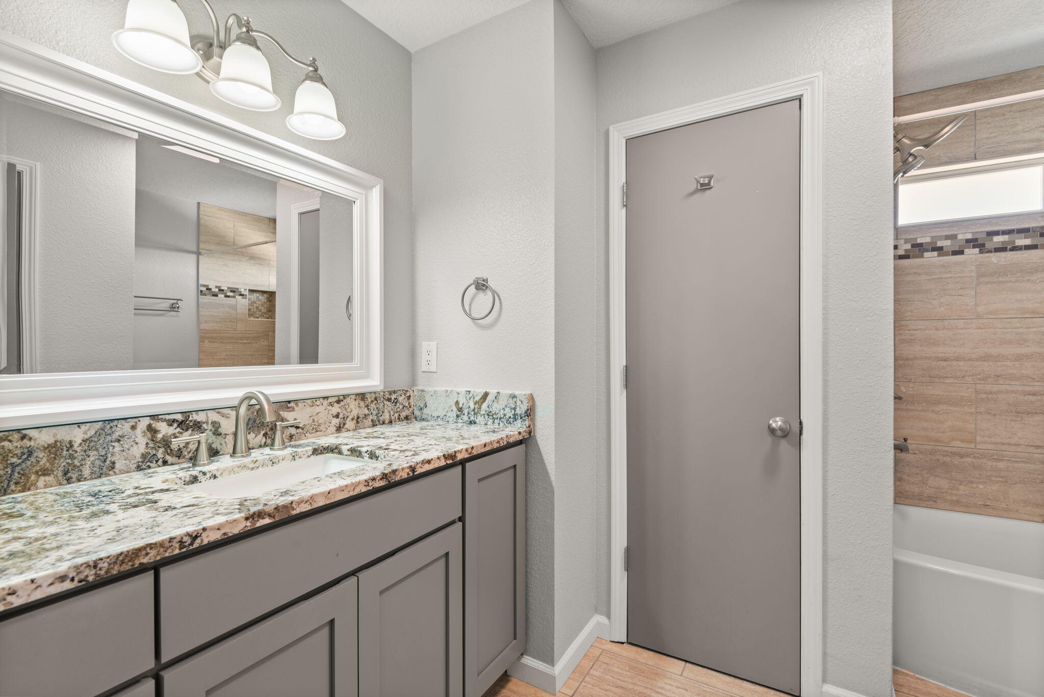 23 Apache Plume Road, Los Lunas, New Mexico image 19