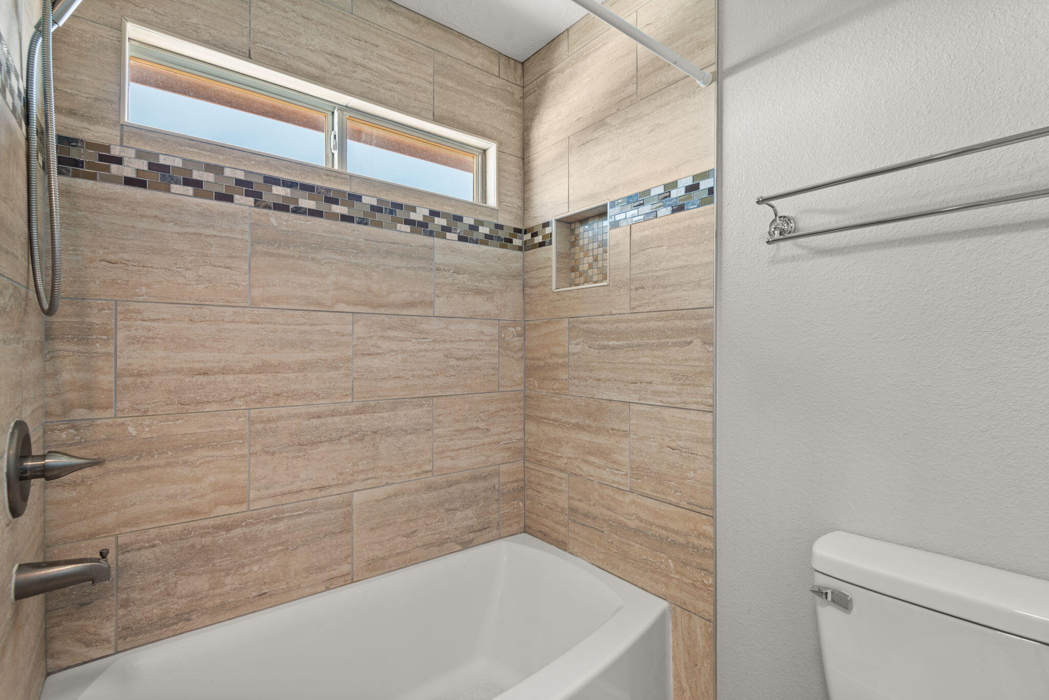23 Apache Plume Road, Los Lunas, New Mexico image 20