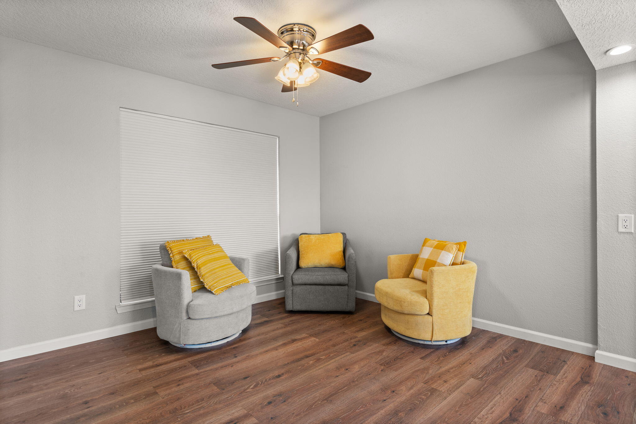 23 Apache Plume Road, Los Lunas, New Mexico image 5